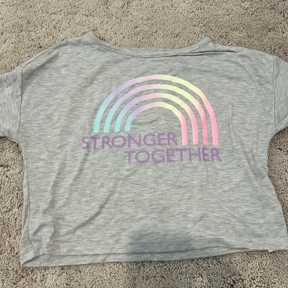 2 Shirts girls medium